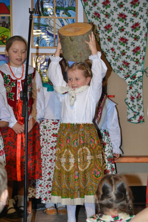 Maruszyna: Zabawa z tradycją