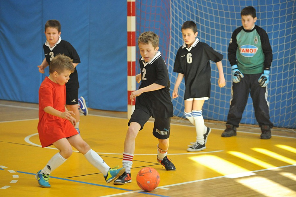 Z podwórka na stadion