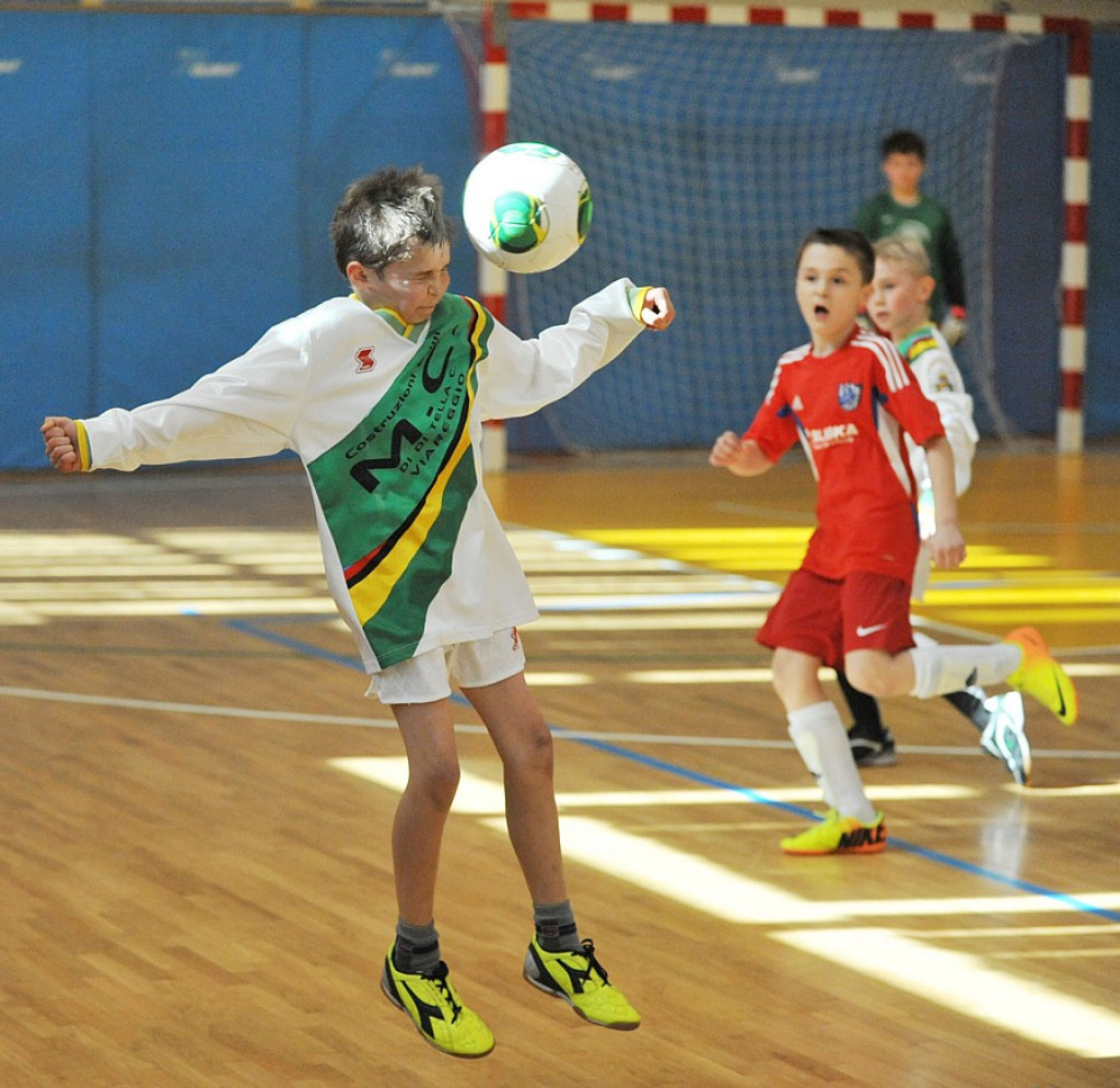 Z podwórka na stadion