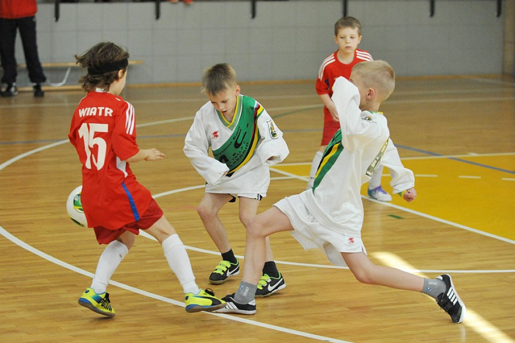Z podwórka na stadion