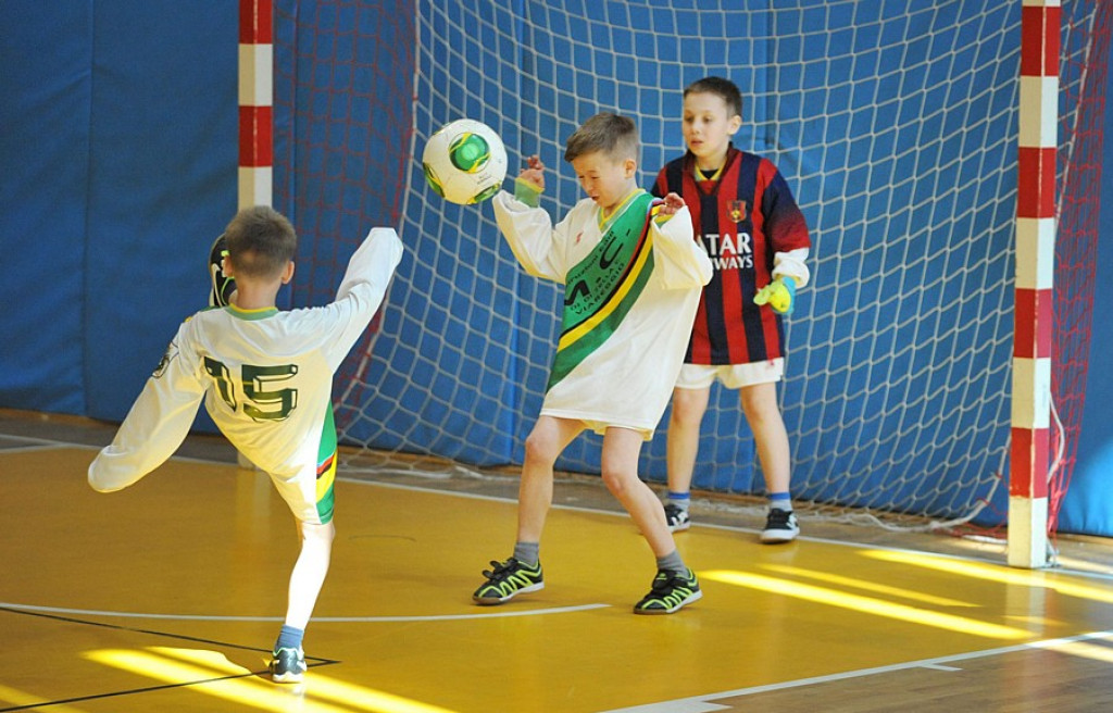Z podwórka na stadion