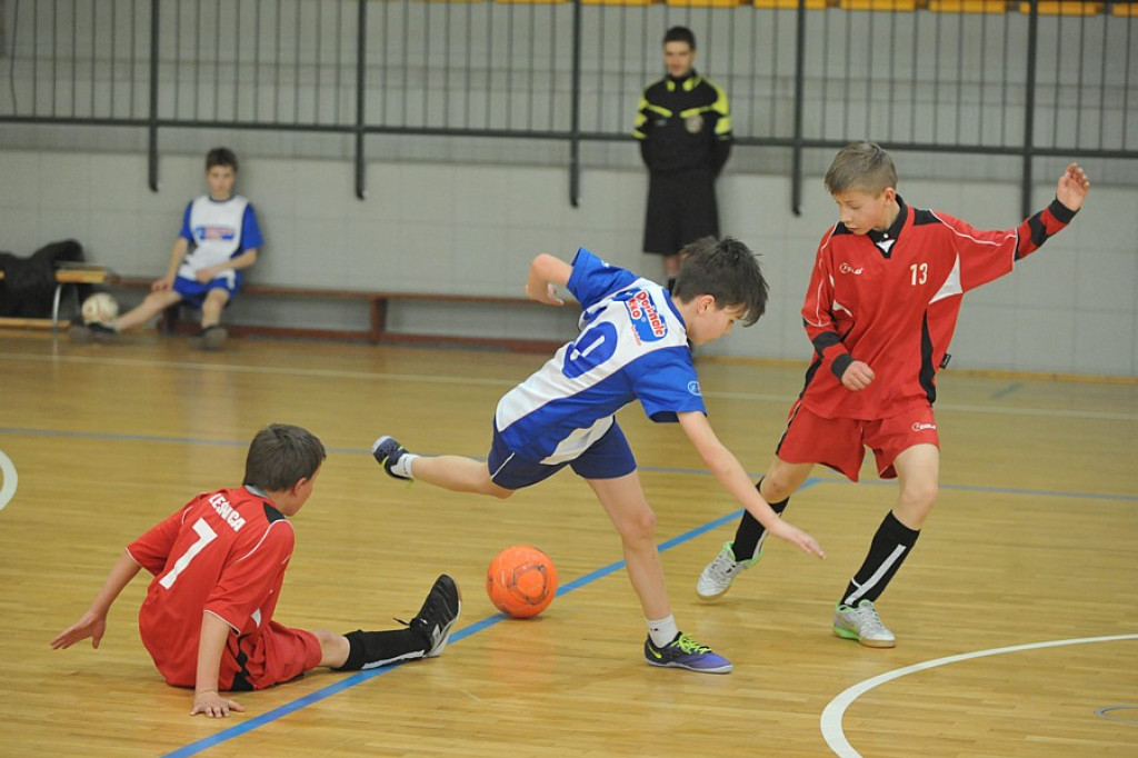 Z podwórka na stadion