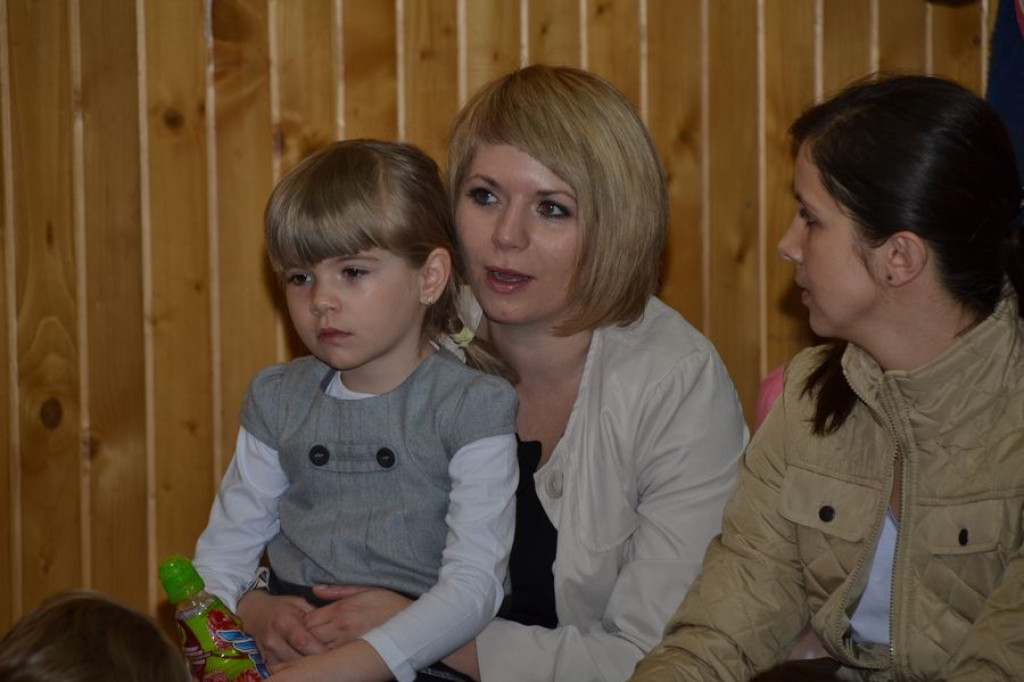 Przyjaciele dzieci wierszem do nich piszą