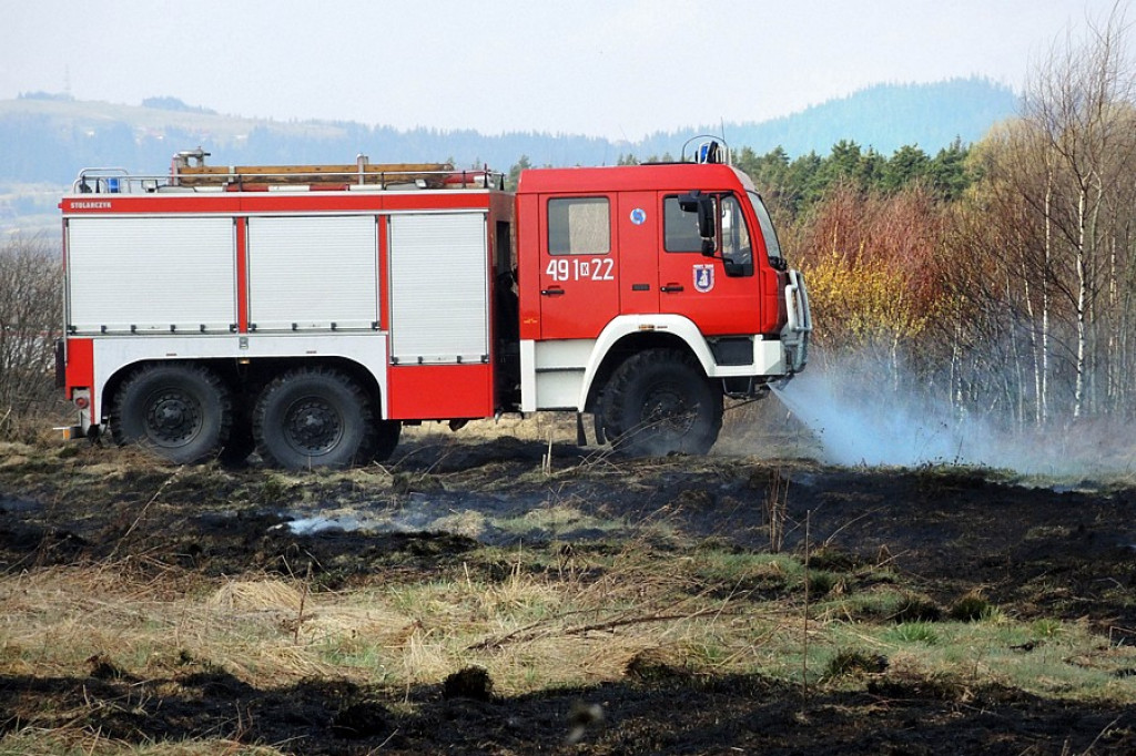 Stare Bystre: Wielki pożar traw i lasu
