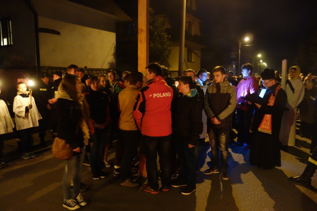 Droga Krzyżowa ulicami Poronina