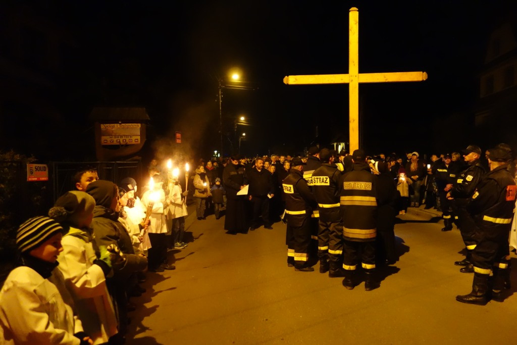 Droga Krzyżowa ulicami Poronina