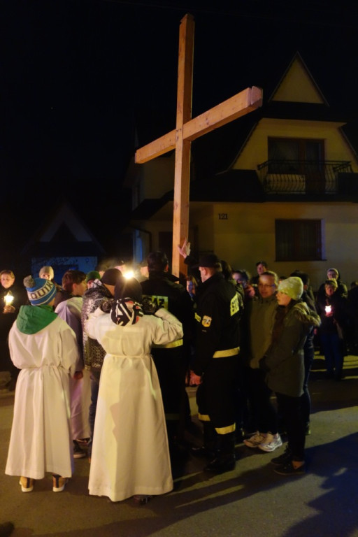 Droga Krzyżowa ulicami Poronina
