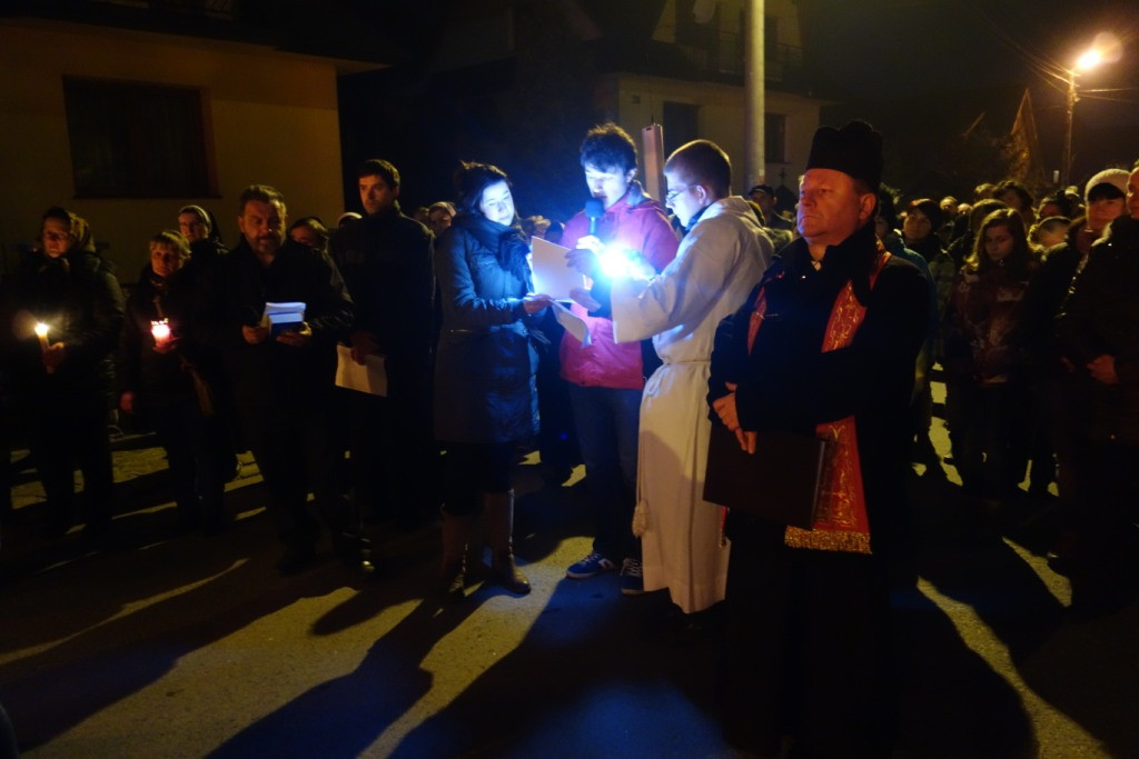 Droga Krzyżowa ulicami Poronina