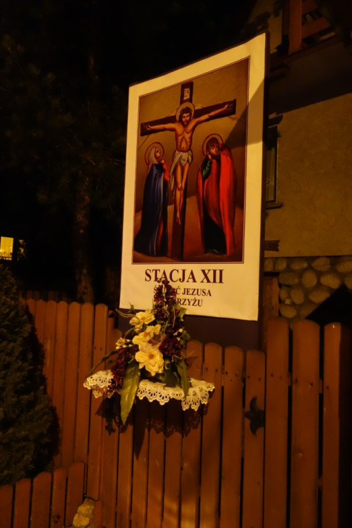 Droga Krzyżowa ulicami Poronina