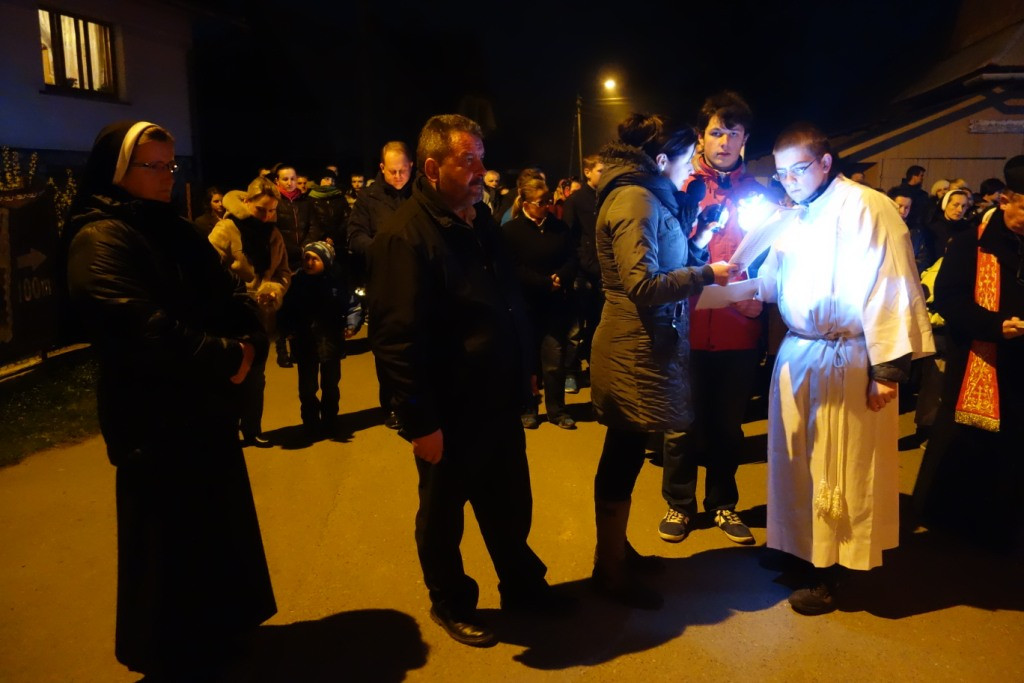 Droga Krzyżowa ulicami Poronina