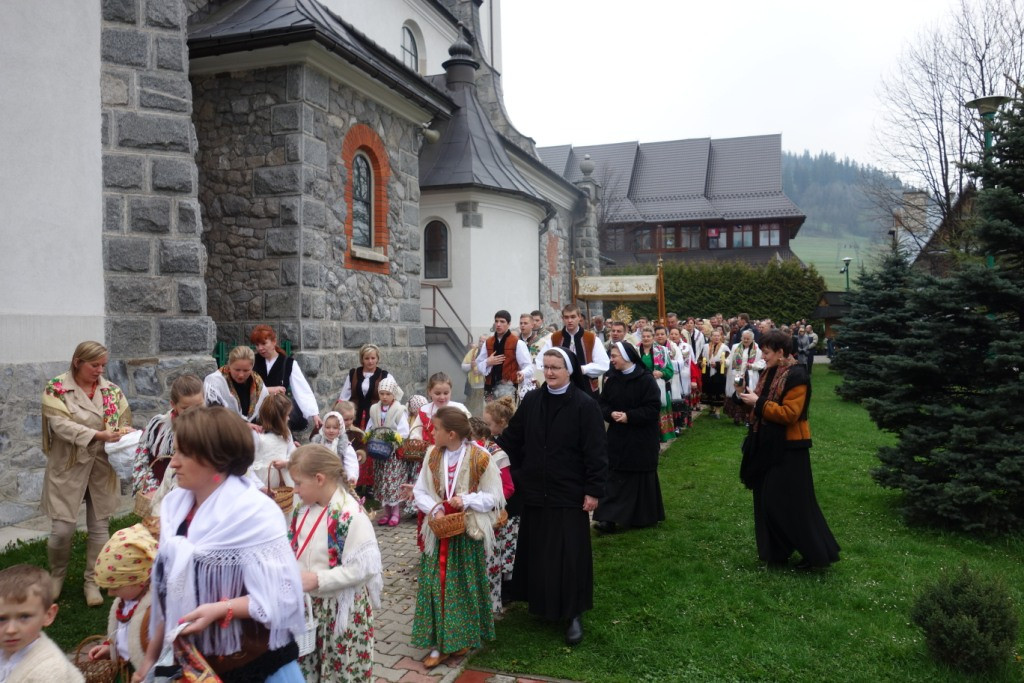 Procesja Rezurekcyjna w Poroninie