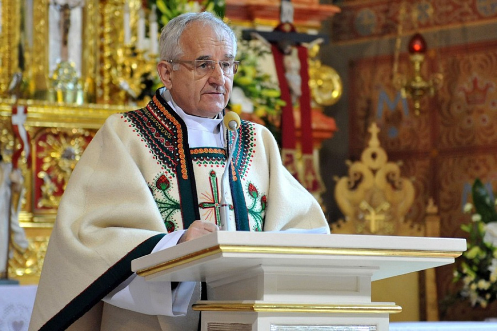 Święto Bacowskie w Ludźmierzu: Kierdel owiec symbolicznie poświęcony