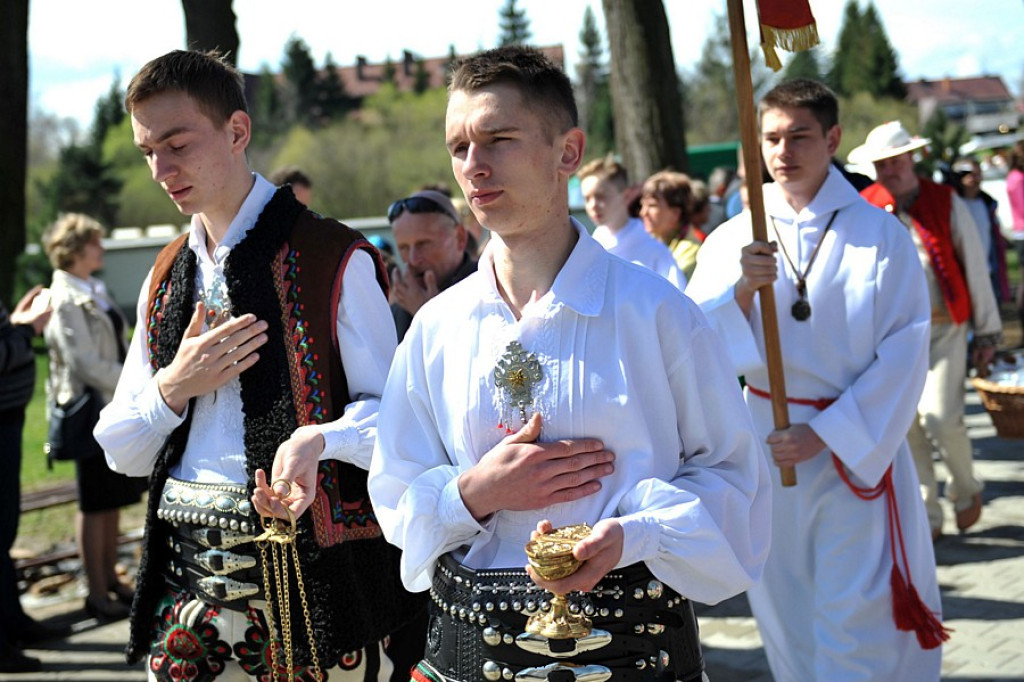 Święto Bacowskie w Ludźmierzu: Kierdel owiec symbolicznie poświęcony