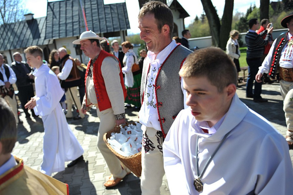 Święto Bacowskie w Ludźmierzu: Kierdel owiec symbolicznie poświęcony