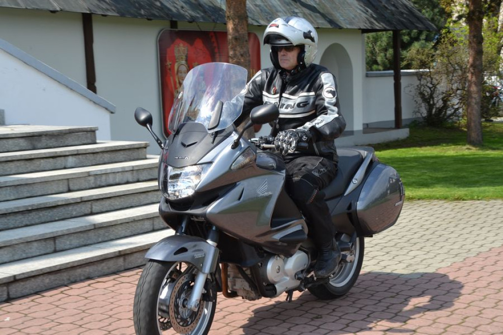 Motocykliści rozpoczynają sezon w Ludźmierzu