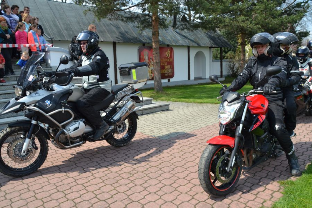Motocykliści rozpoczynają sezon w Ludźmierzu