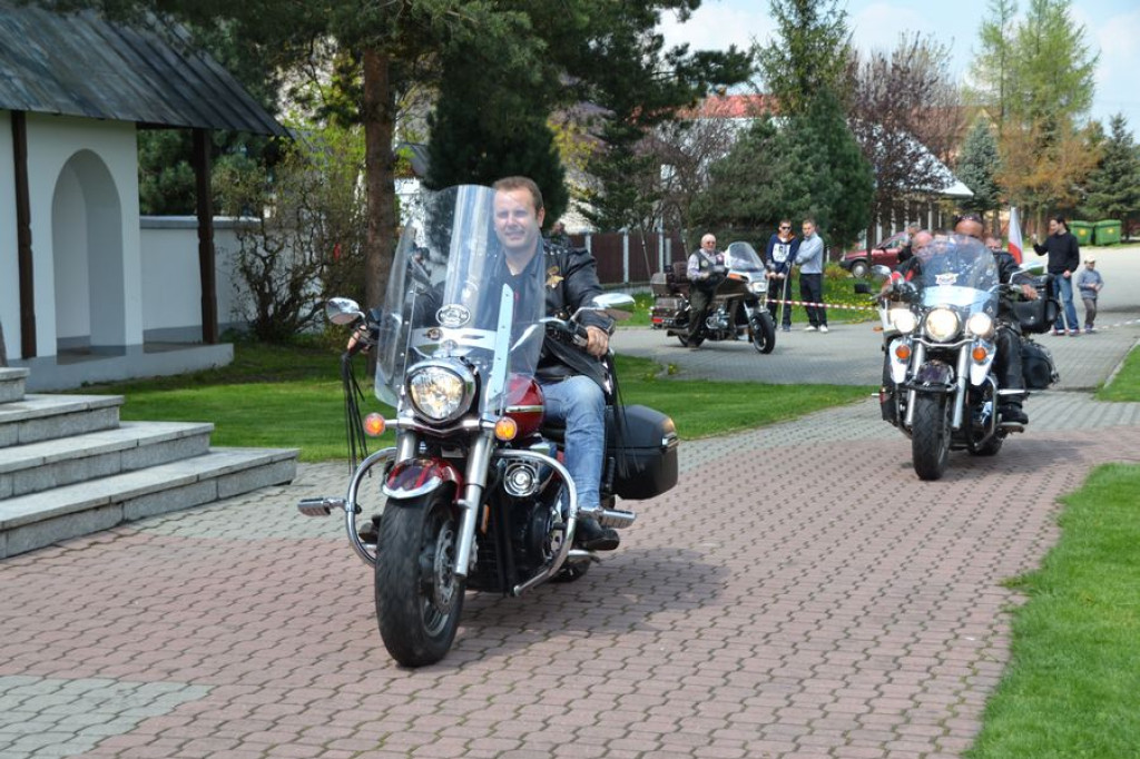 Motocykliści rozpoczynają sezon w Ludźmierzu