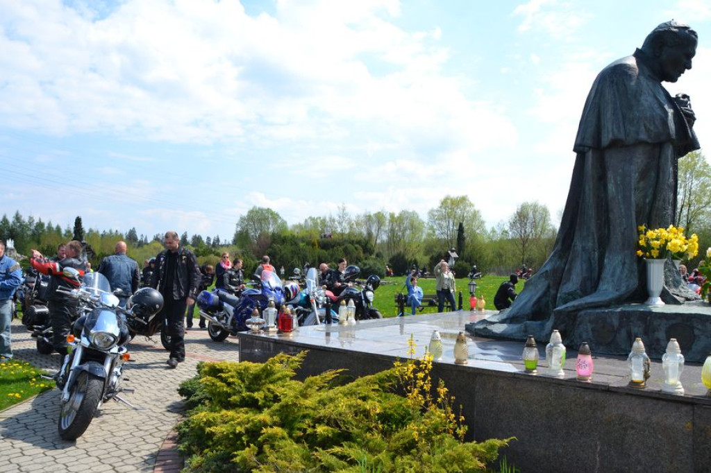 Motocykliści rozpoczynają sezon w Ludźmierzu