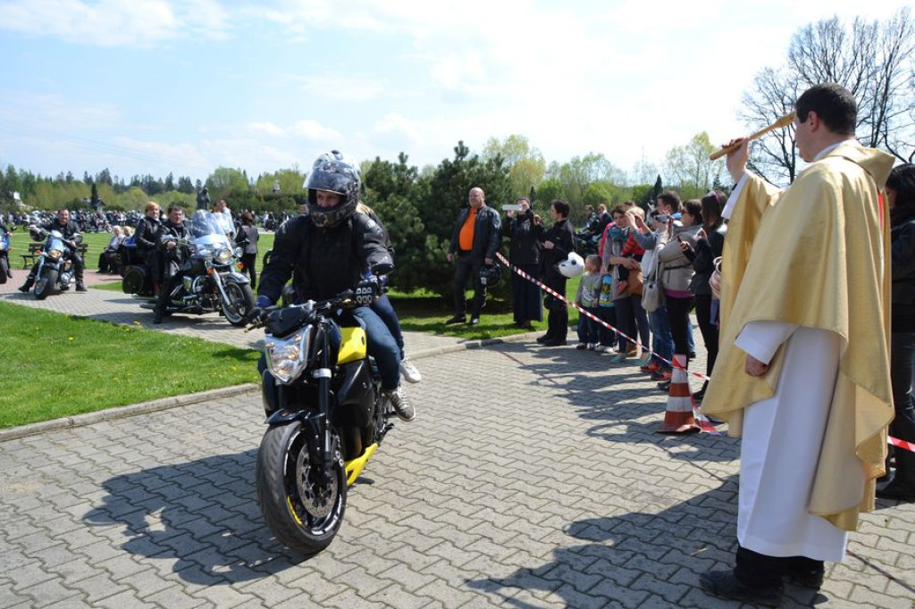 Motocykliści rozpoczynają sezon w Ludźmierzu