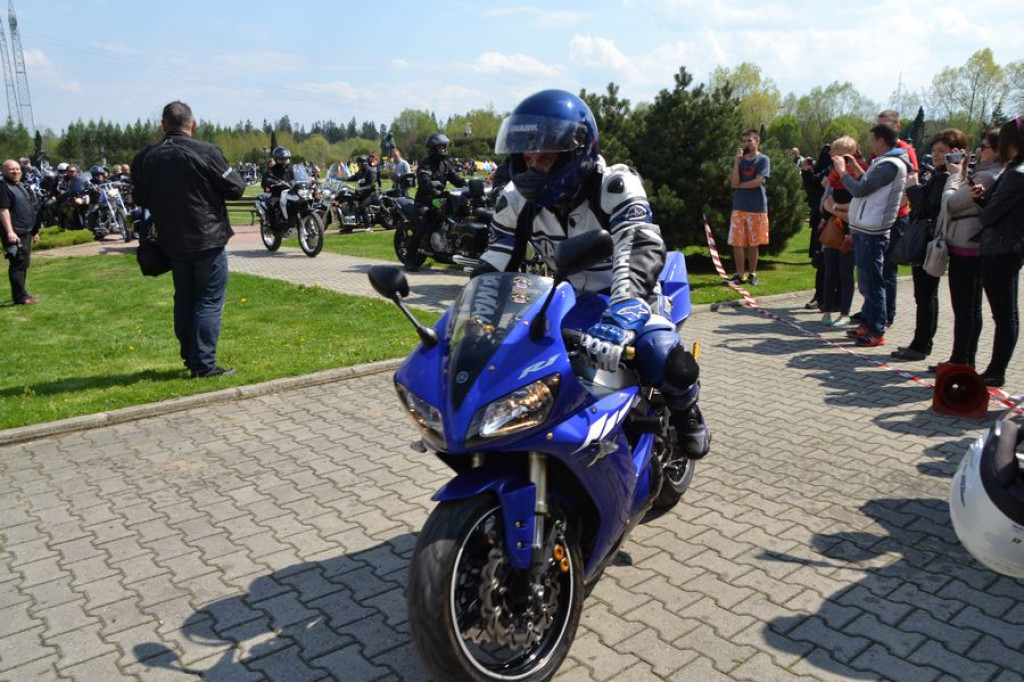 Motocykliści rozpoczynają sezon w Ludźmierzu