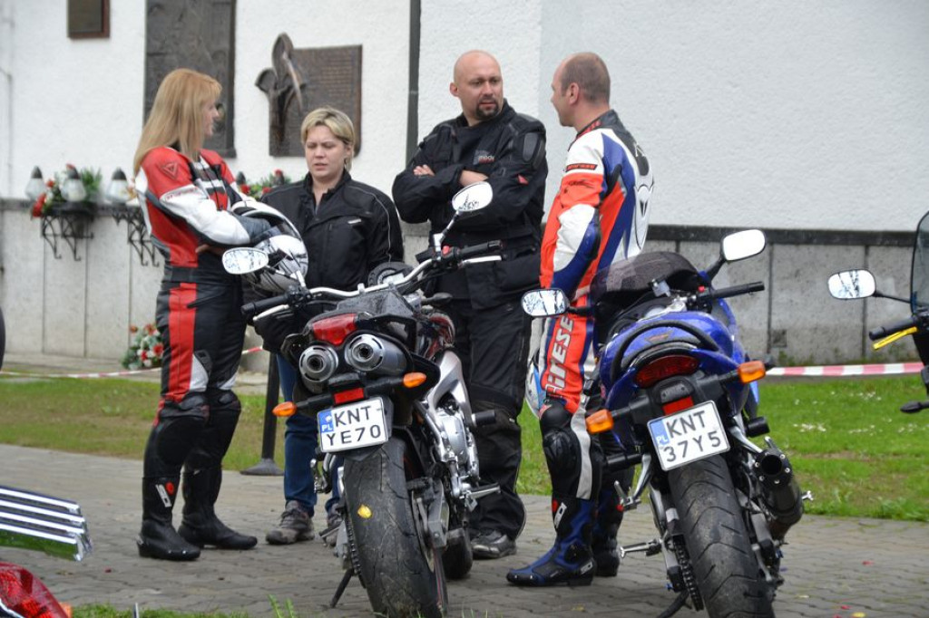 Motocykliści rozpoczynają sezon w Ludźmierzu