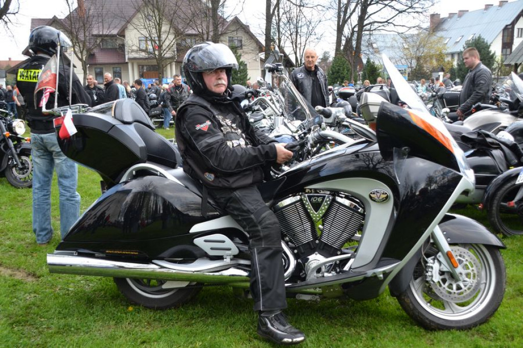 Motocykliści rozpoczynają sezon w Ludźmierzu