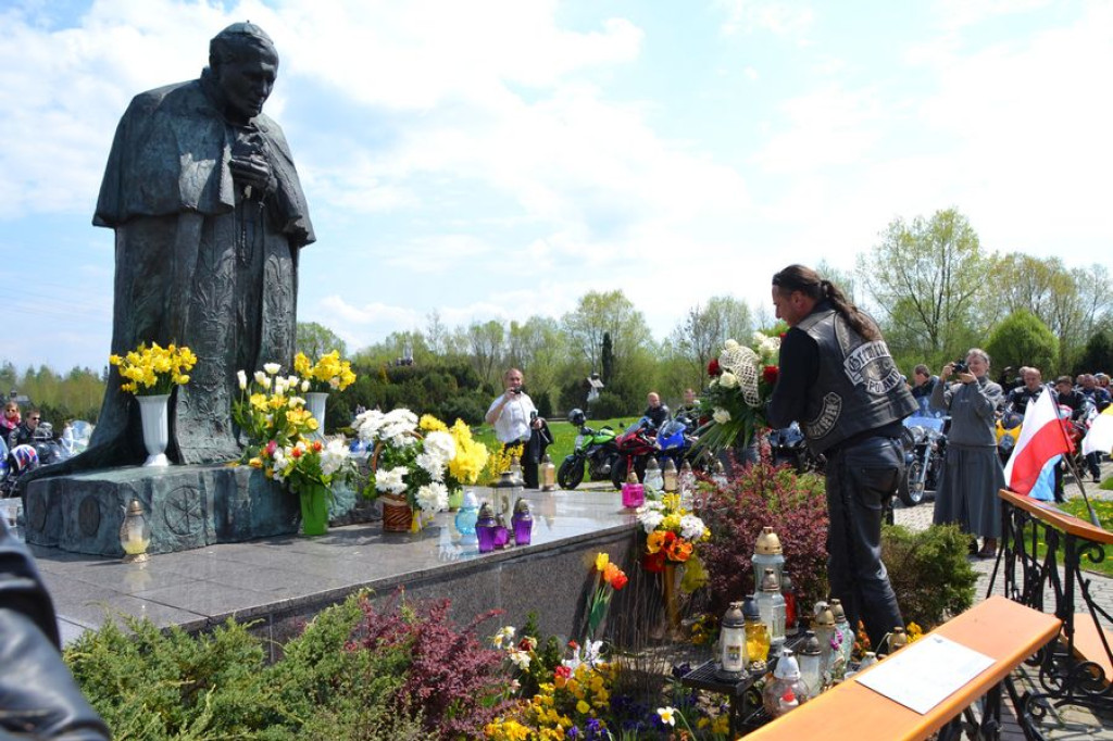 Motocykliści rozpoczynają sezon w Ludźmierzu