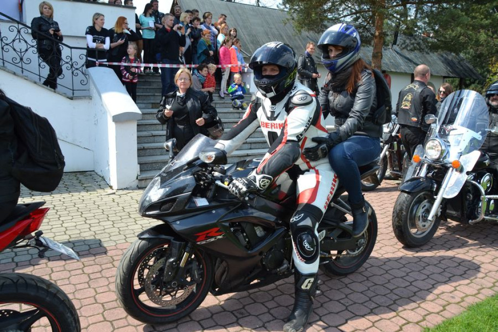 Motocykliści rozpoczynają sezon w Ludźmierzu