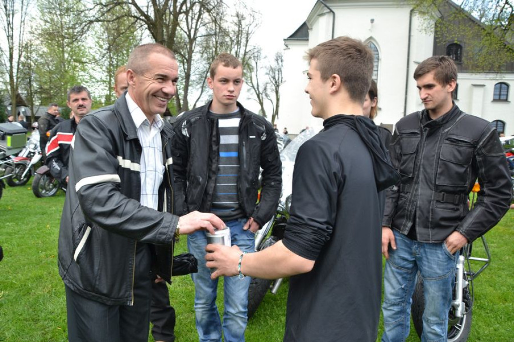 Motocykliści rozpoczynają sezon w Ludźmierzu