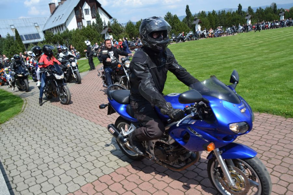 Motocykliści rozpoczynają sezon w Ludźmierzu