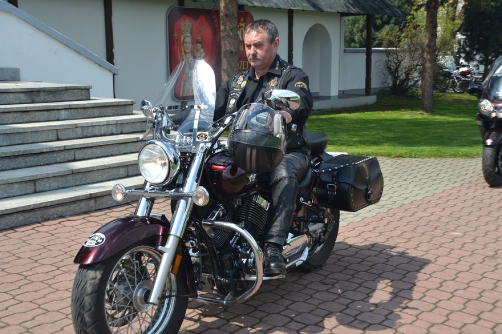 Motocykliści rozpoczynają sezon w Ludźmierzu