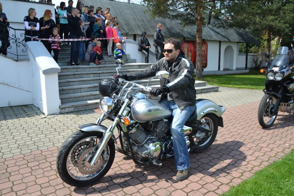 Motocykliści rozpoczynają sezon w Ludźmierzu