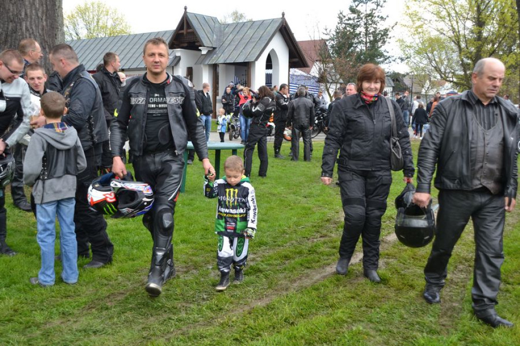 Motocykliści rozpoczynają sezon w Ludźmierzu