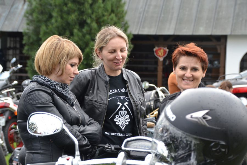 Motocykliści rozpoczynają sezon w Ludźmierzu