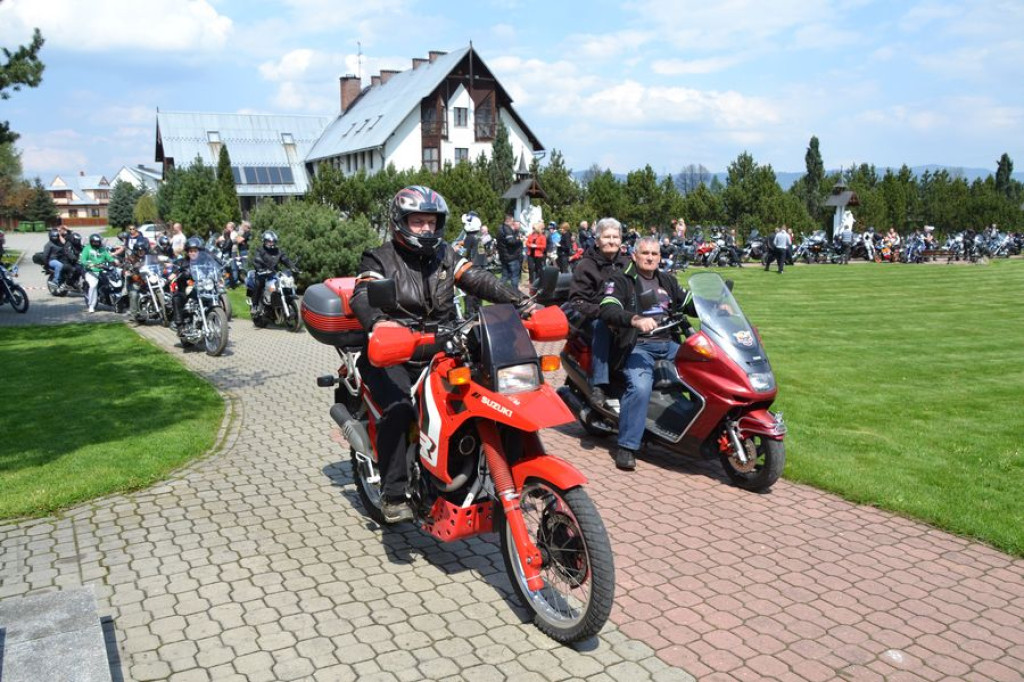 Motocykliści rozpoczynają sezon w Ludźmierzu