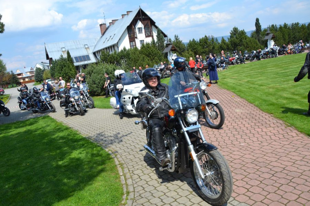 Motocykliści rozpoczynają sezon w Ludźmierzu