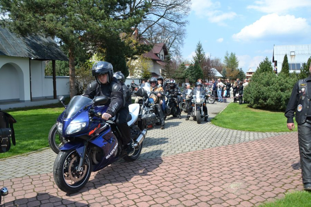 Motocykliści rozpoczynają sezon w Ludźmierzu