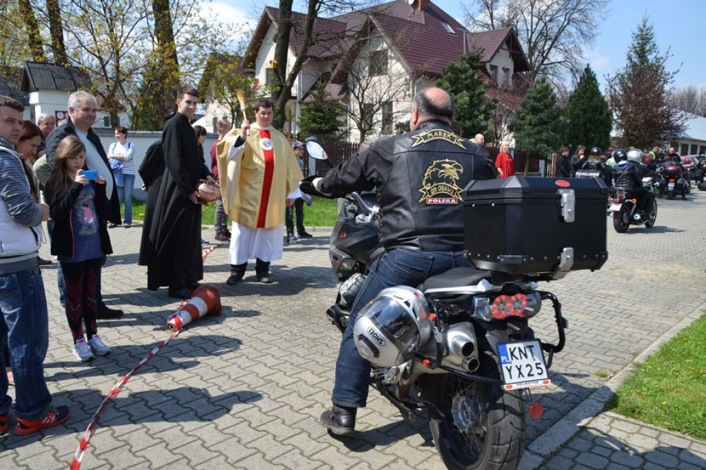 Motocykliści rozpoczynają sezon w Ludźmierzu