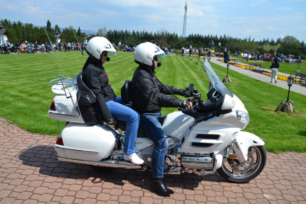 Motocykliści rozpoczynają sezon w Ludźmierzu