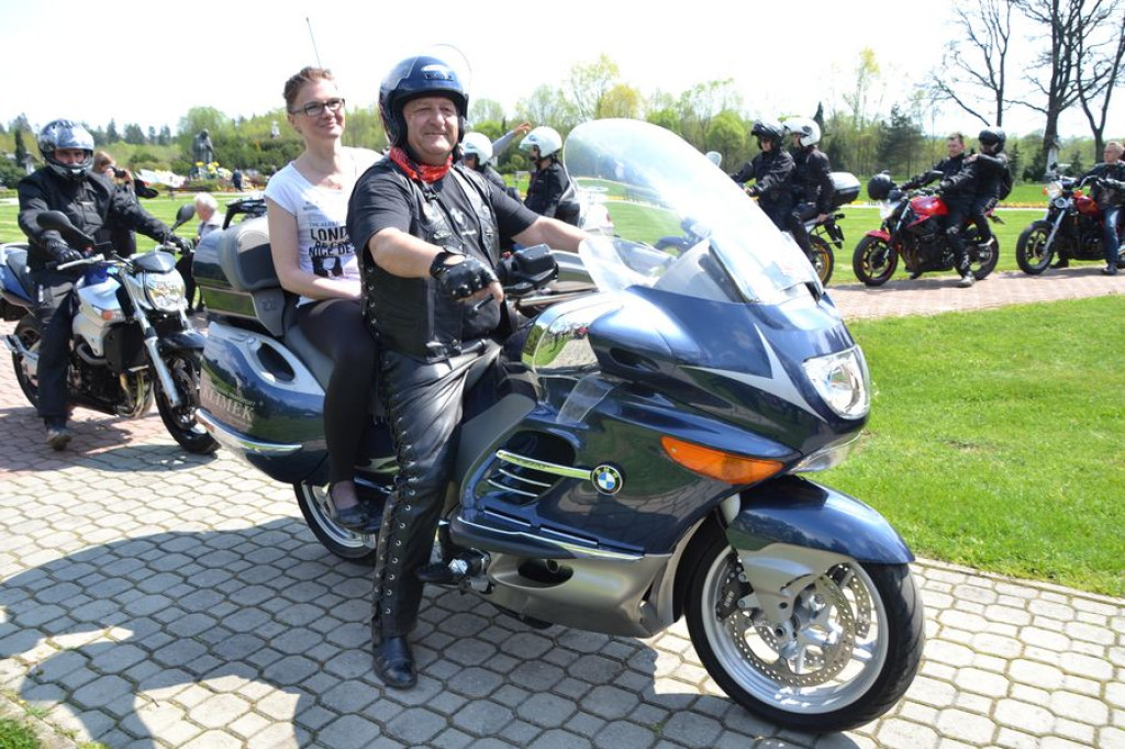 Motocykliści rozpoczynają sezon w Ludźmierzu