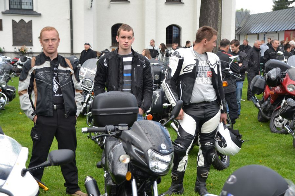 Motocykliści rozpoczynają sezon w Ludźmierzu