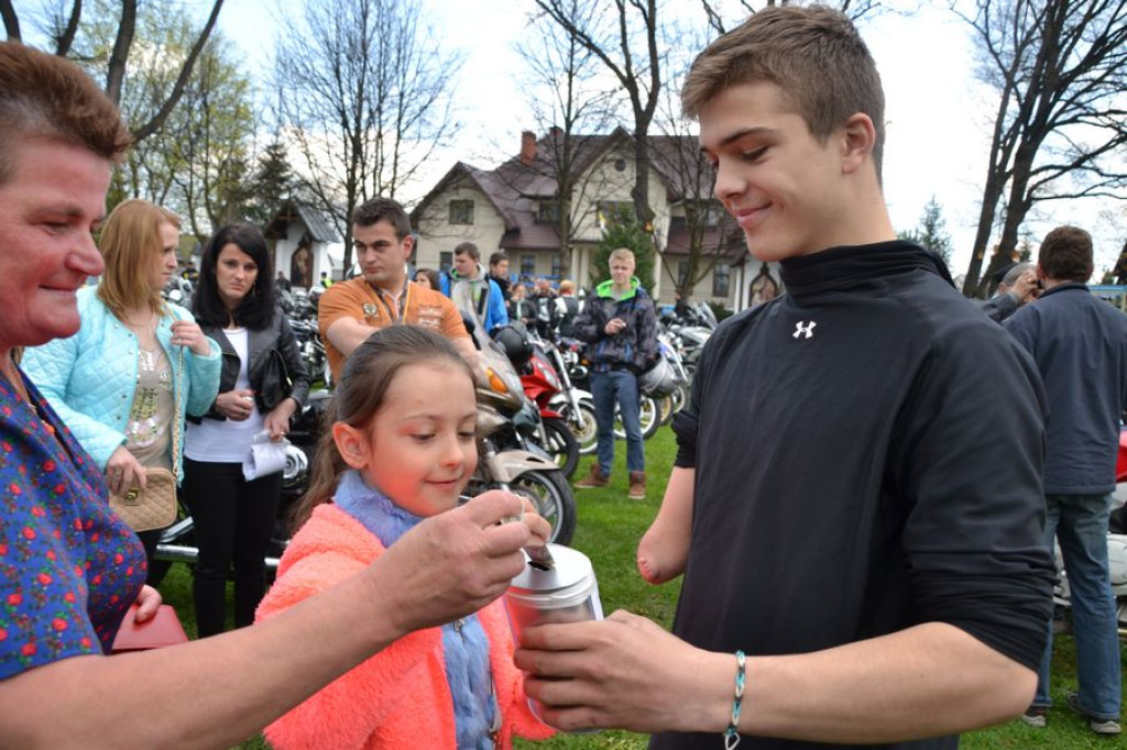 Motocykliści rozpoczynają sezon w Ludźmierzu