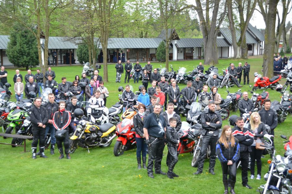 Motocykliści rozpoczynają sezon w Ludźmierzu