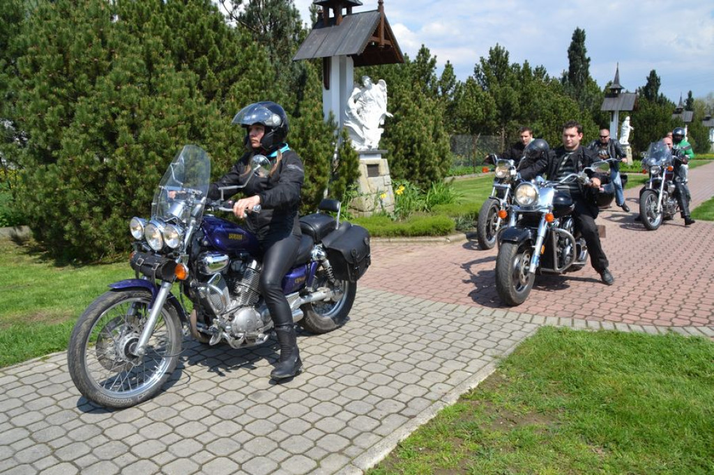 Motocykliści rozpoczynają sezon w Ludźmierzu