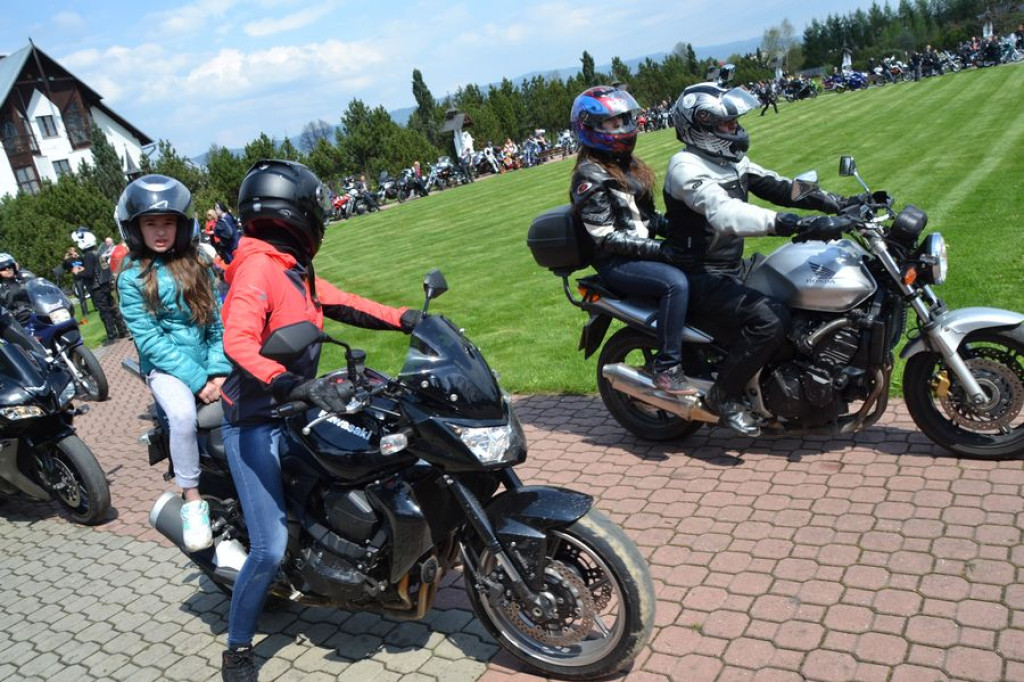 Motocykliści rozpoczynają sezon w Ludźmierzu