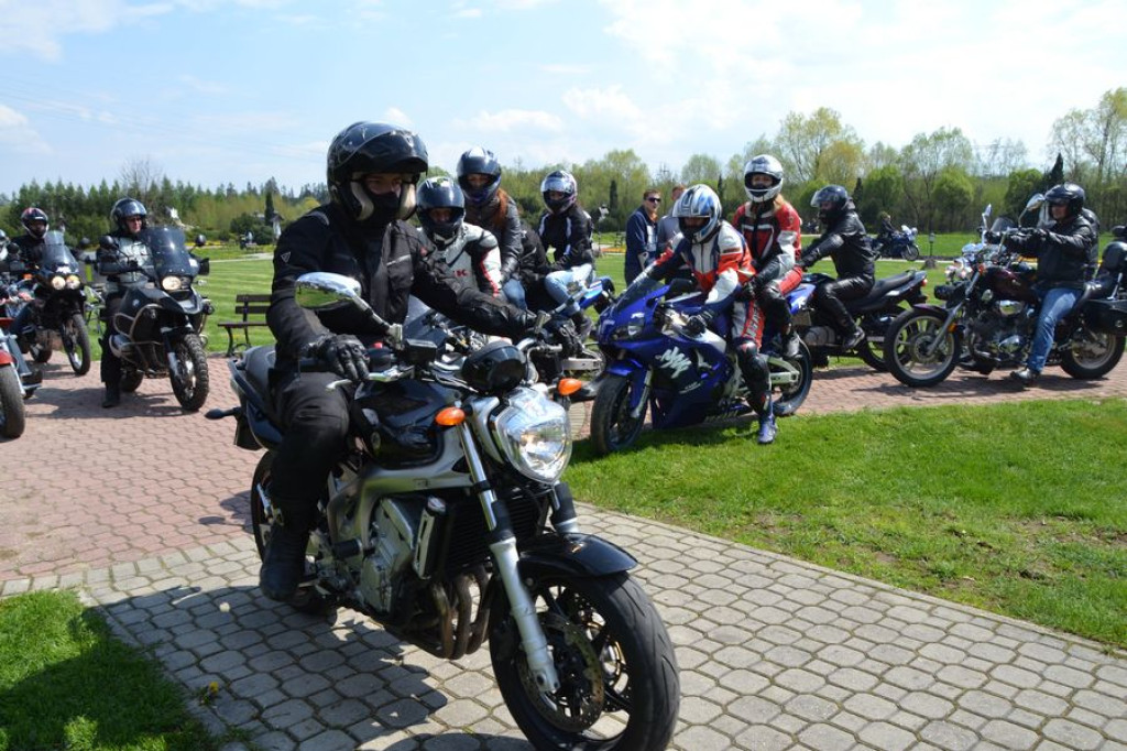 Motocykliści rozpoczynają sezon w Ludźmierzu