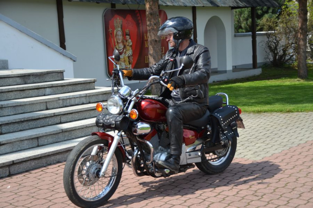 Motocykliści rozpoczynają sezon w Ludźmierzu