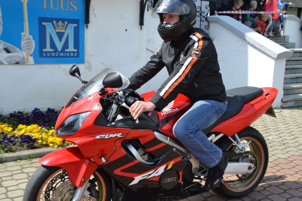 Motocykliści rozpoczynają sezon w Ludźmierzu
