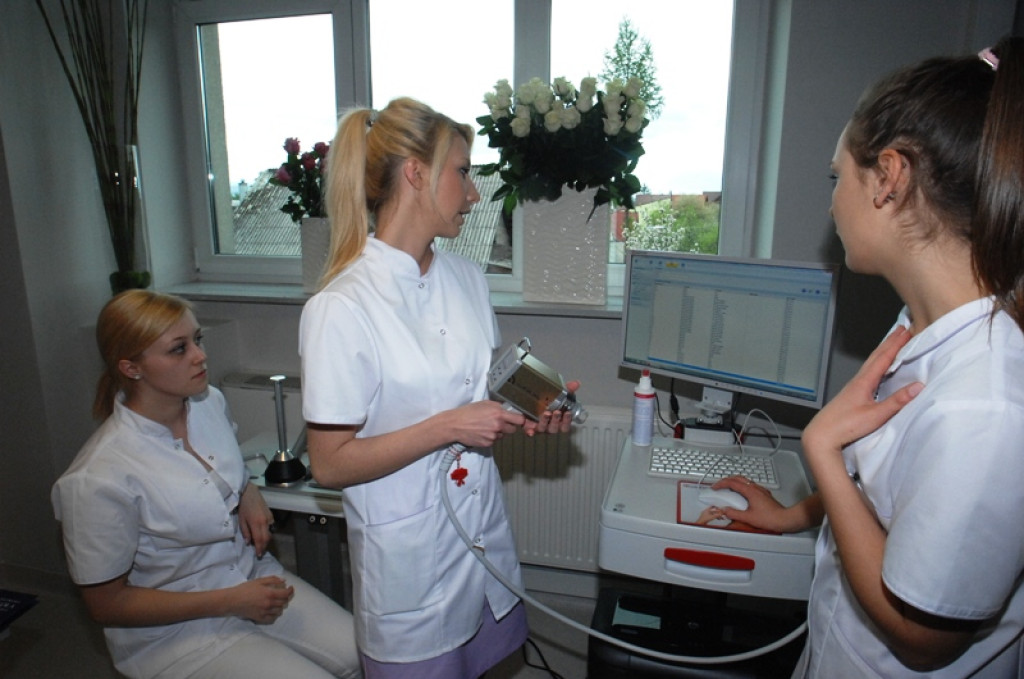 W PPWSZ otwarto nowoczesne laboratorium kosmetologiczne