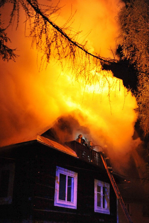 Pożar starego domu dziecka na Kowańcu